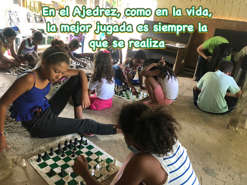 Conoce los beneficios de aprender ajedrez